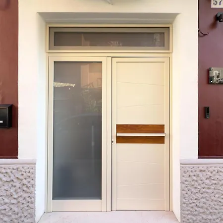 Crelugia - Style & Comfort Near Vecchia Holiday home Bari