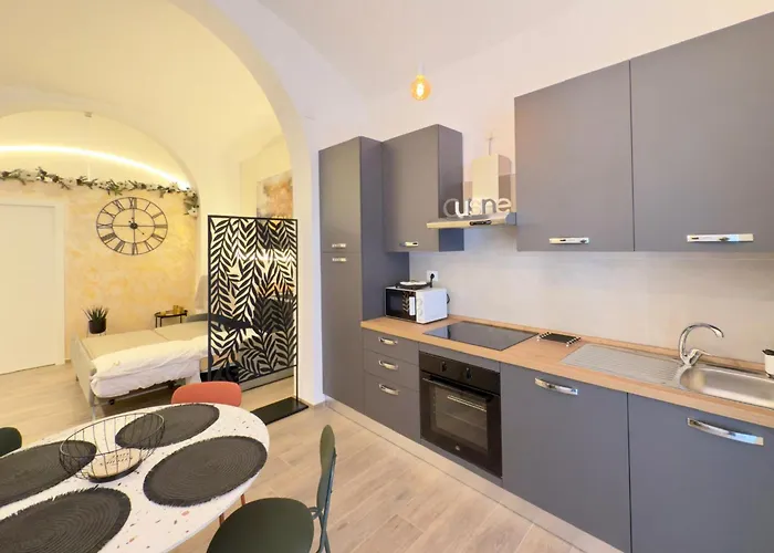 Crelugia - Style & Comfort Near Vecchia